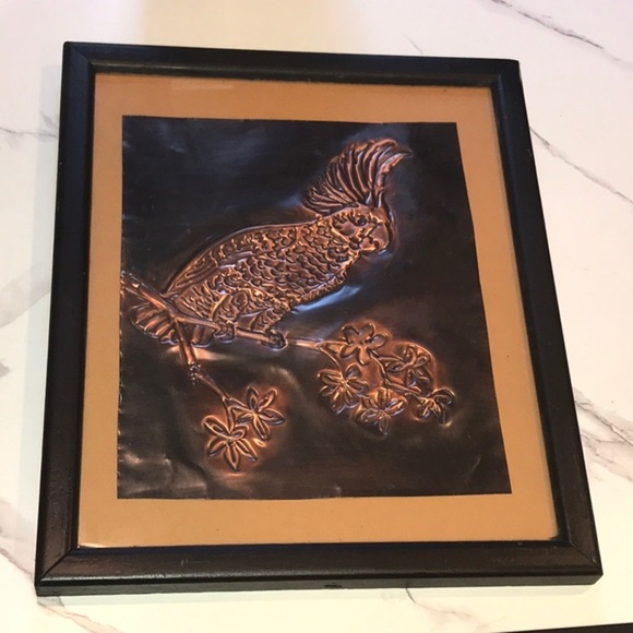 Copper Repouse’ Copper Art of Tooled Bird On A Branch Exotic Parrot Cockatiel - Picture 2 of 9
